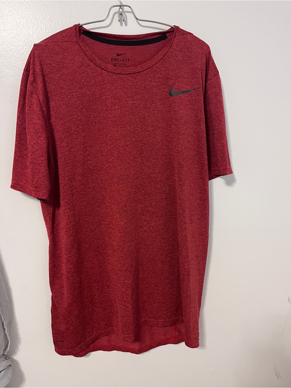 Nike Men's Heather Red Short Sleeve Performance Tee